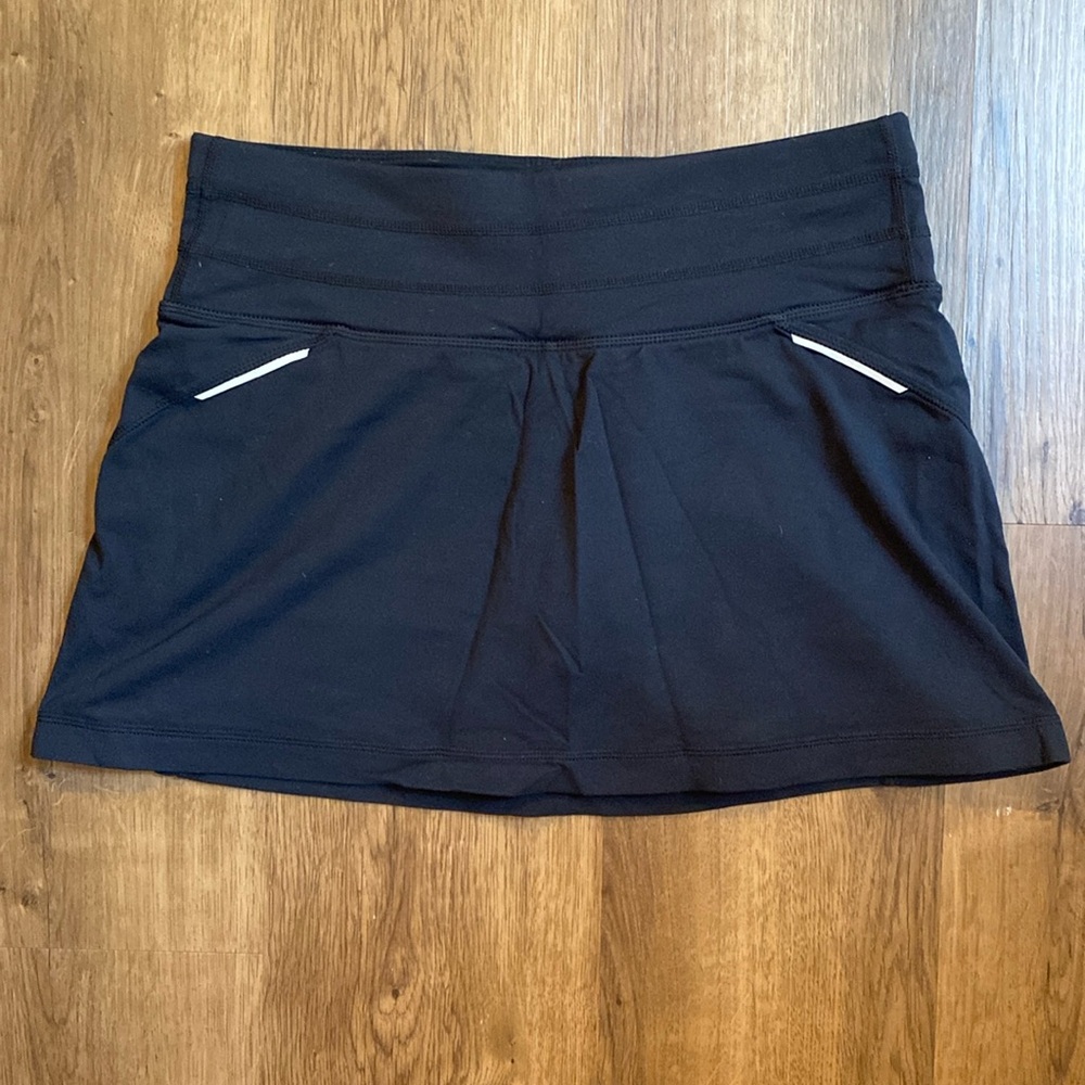 Athleta Relay Running Skort Black - Size S